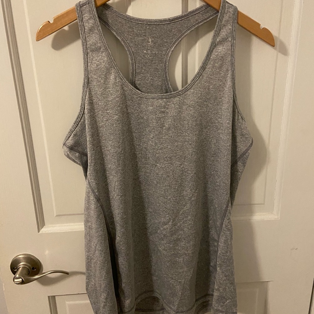 NWOT Tech tank